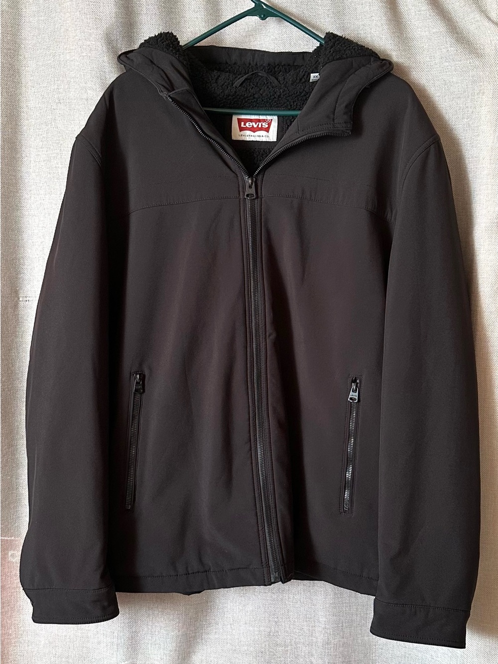 Levi's•fleece-lined hooded jacket•size XXL•polyester•full-zip•pockets•black/gray